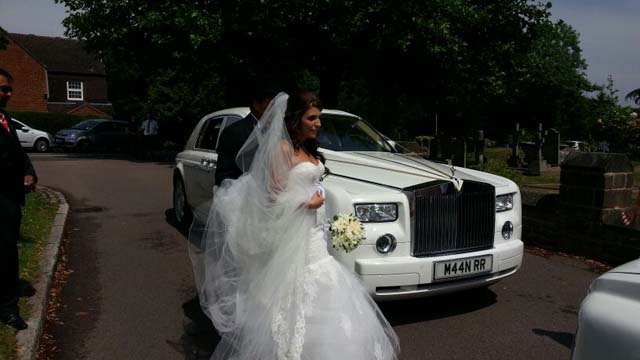 Rolls Royce wedding car for prestige wedding car hire birmingham