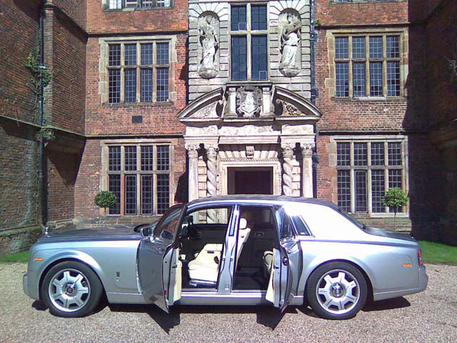 55 Special day Rolls Royce wedding hire