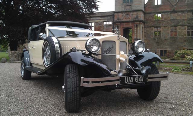 95 vintage wedding car for prestige wedding car hire West Midlands