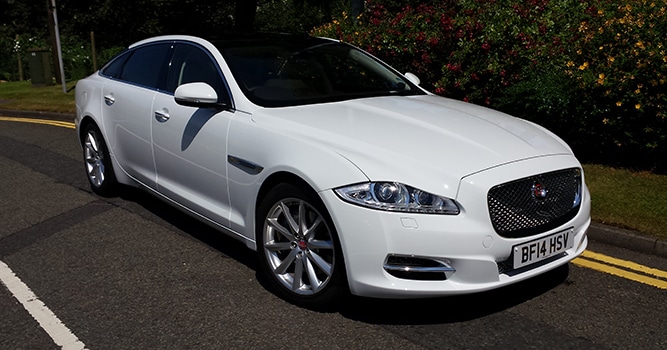 Jaguar XJ LWB White (1) Jaguar wedding car for prestige wedding cars Birmingham