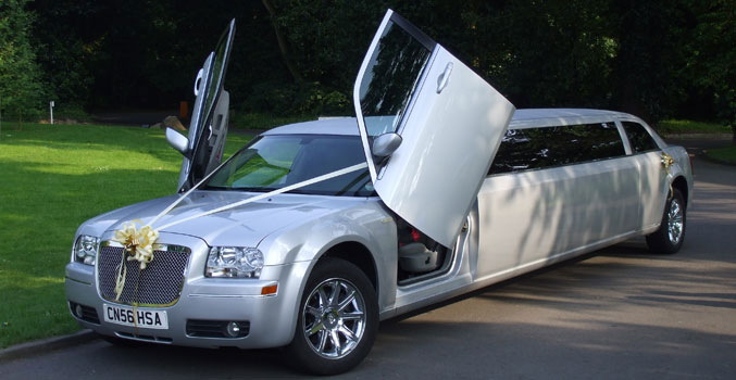 silver limousine for limousine hire