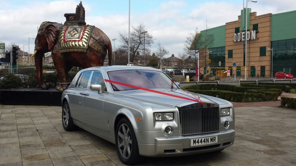 Silver rolls royce wedding car hire Birmingham