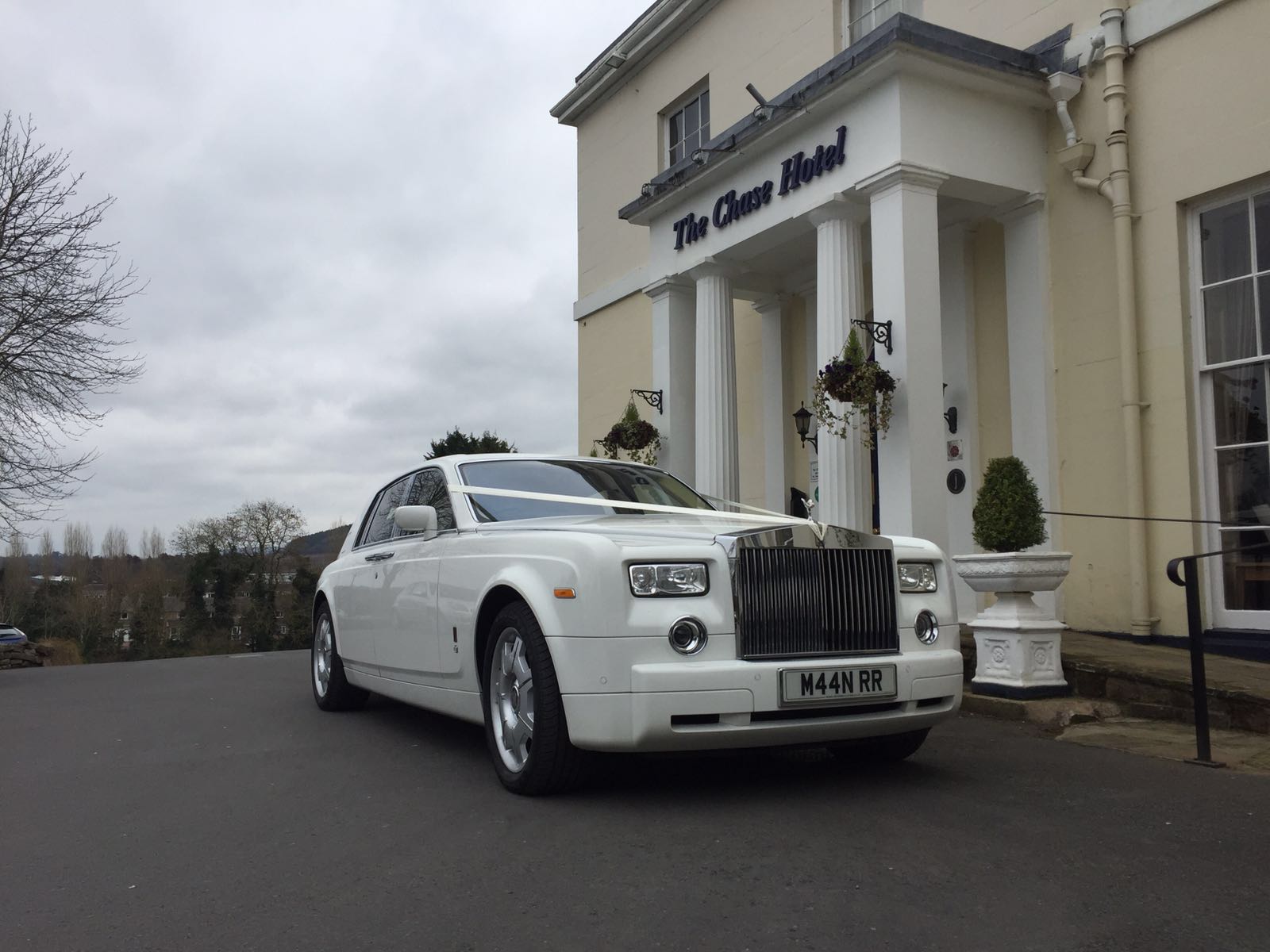 white wedding car