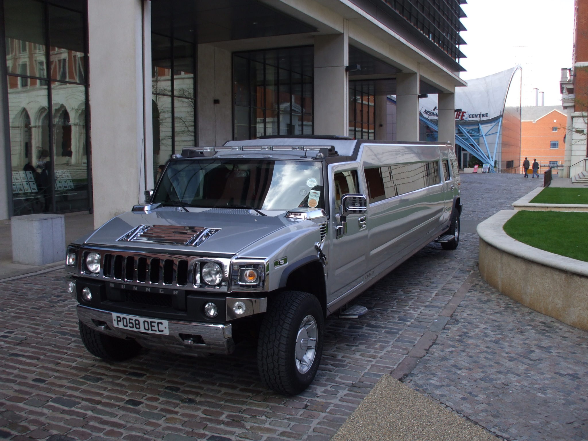 Limousine wedding hire