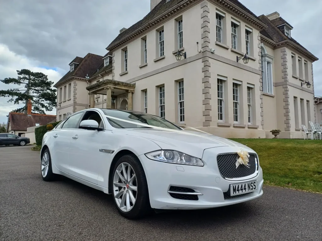 Chauffeur Driven Modern Wedding Car Hire Worcester